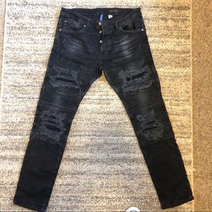 H&M men’s Skinny jeans.